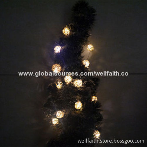 Fantastic Christmas tree string lights with Woven ball